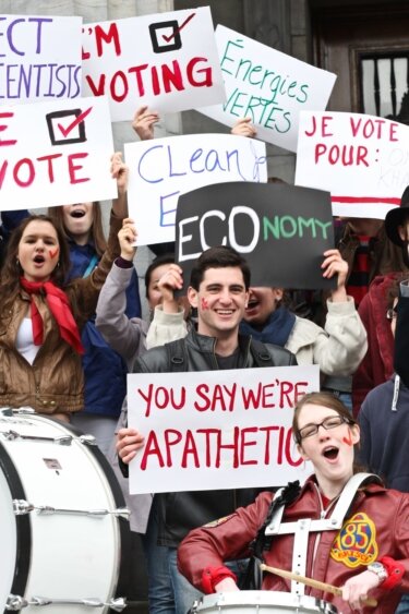 A group of students converge to form McGill student vote mob.Adam Scotti