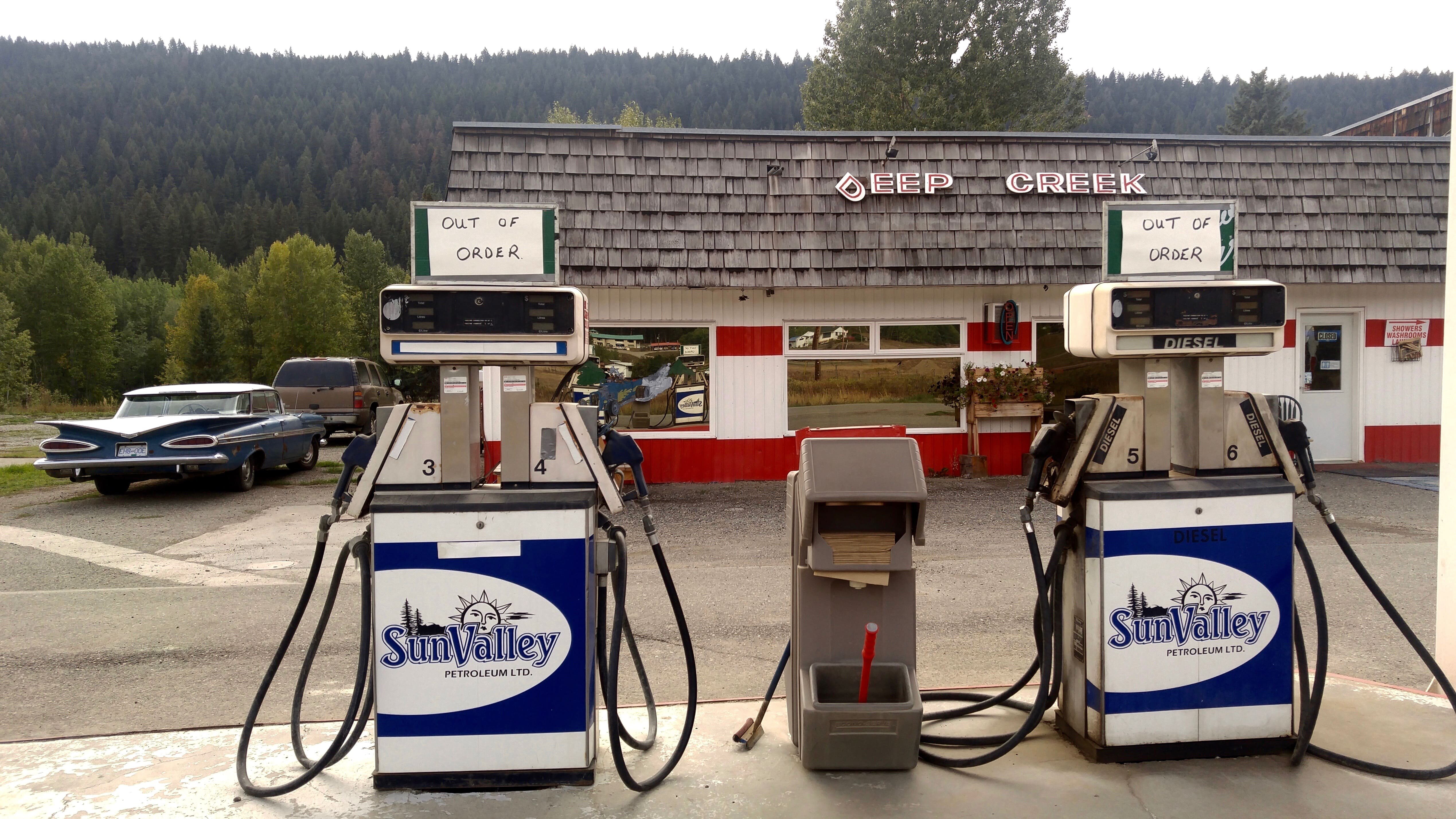Poverty and distance can pose barriers for parents trying to get to mandated programs, counselling or supervised visits. This gas station sits across the highway from the Xatśūll community.Brielle Morgan